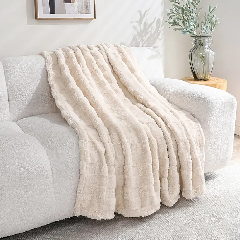 Zane Plush Throw